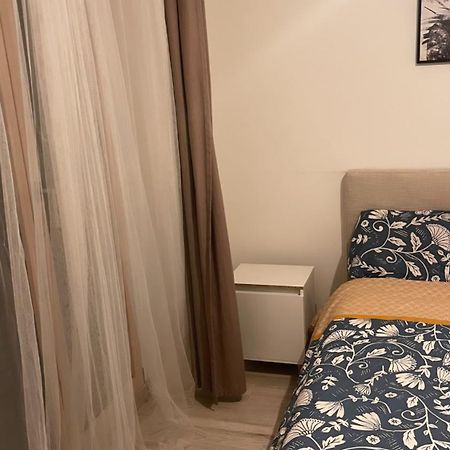 Appartement Cosy Et Bien Equipe น็องแตร์ ภายนอก รูปภาพ